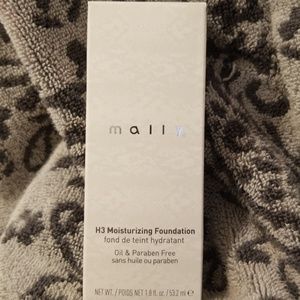Mally H3 Moisturizing Foundation